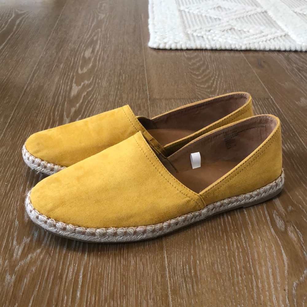A New Day Slip Ons Size 7.5 - Women